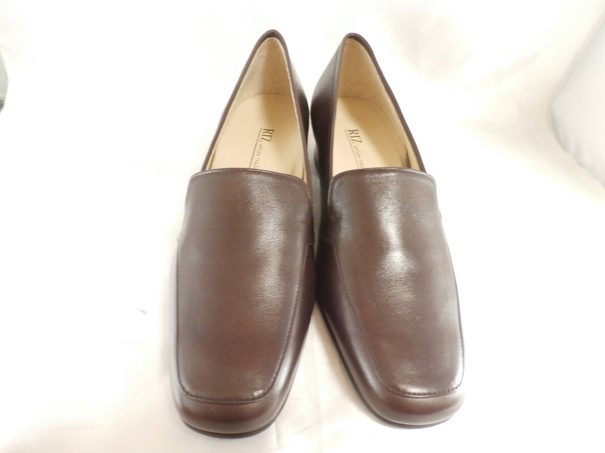 RIZ urban traditional* original leather pumps * made in Japan *23*EEE* trying on only * search ....23