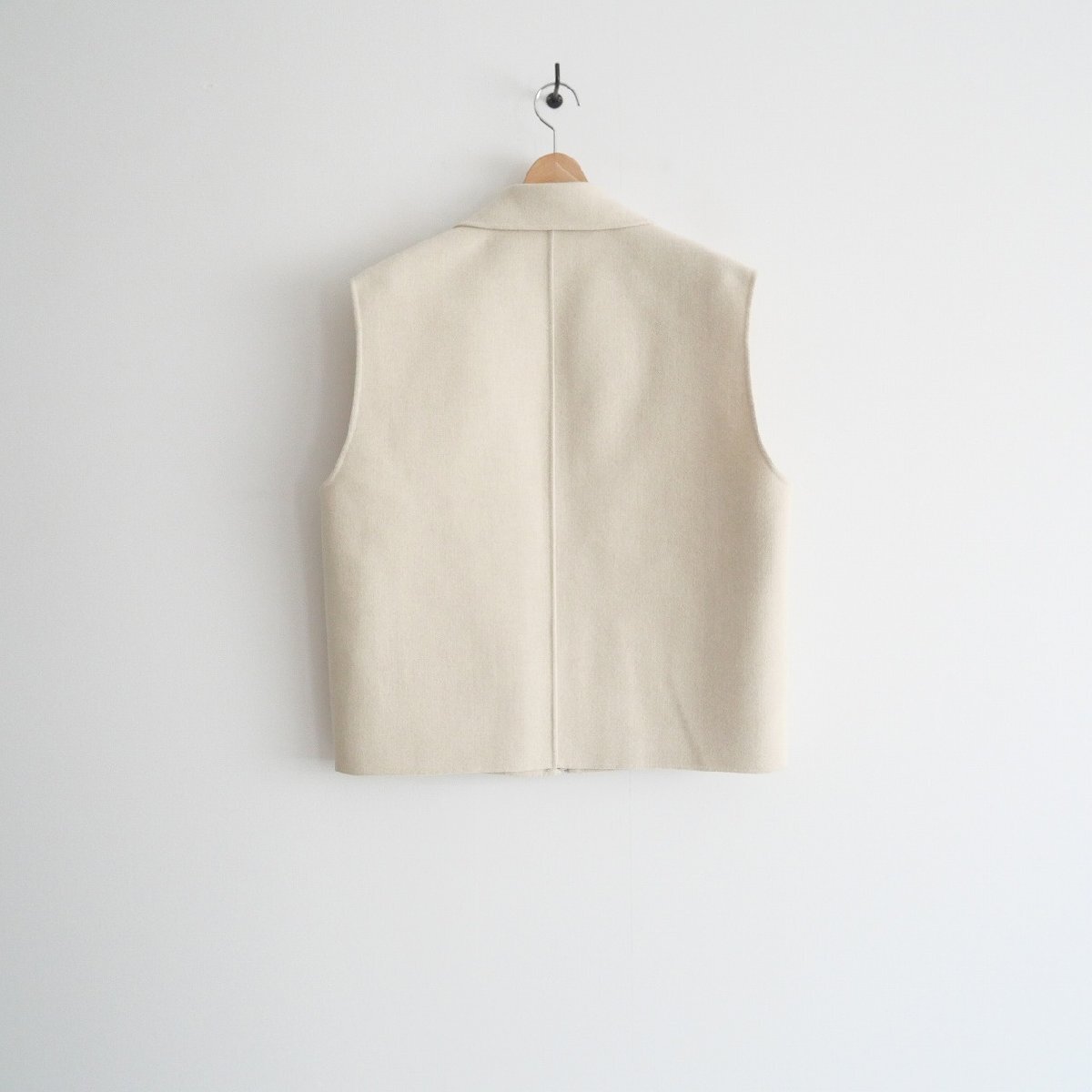 2023AW / AURALEE オーラリー / HARD TWIST DOUBLE CLOTH VEST ベスト 1 / A23AV03OW / 2312-0403の画像4