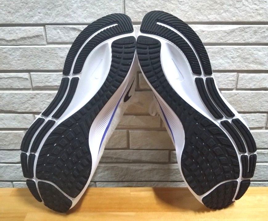 ナイキ エアズームペガサス 37 美品 サイズ27cm ナイキランニング ナイキ エアズームペガサス 37 美品 サイズ27cm ナイキランニング