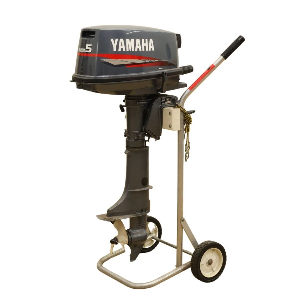15845円 042905K4 ヤマハ 船外機 6E3-S 5馬力 2ストローク 15845円 042905K4 ヤマハ 船外機 6E3-S 5馬力 2ストローク