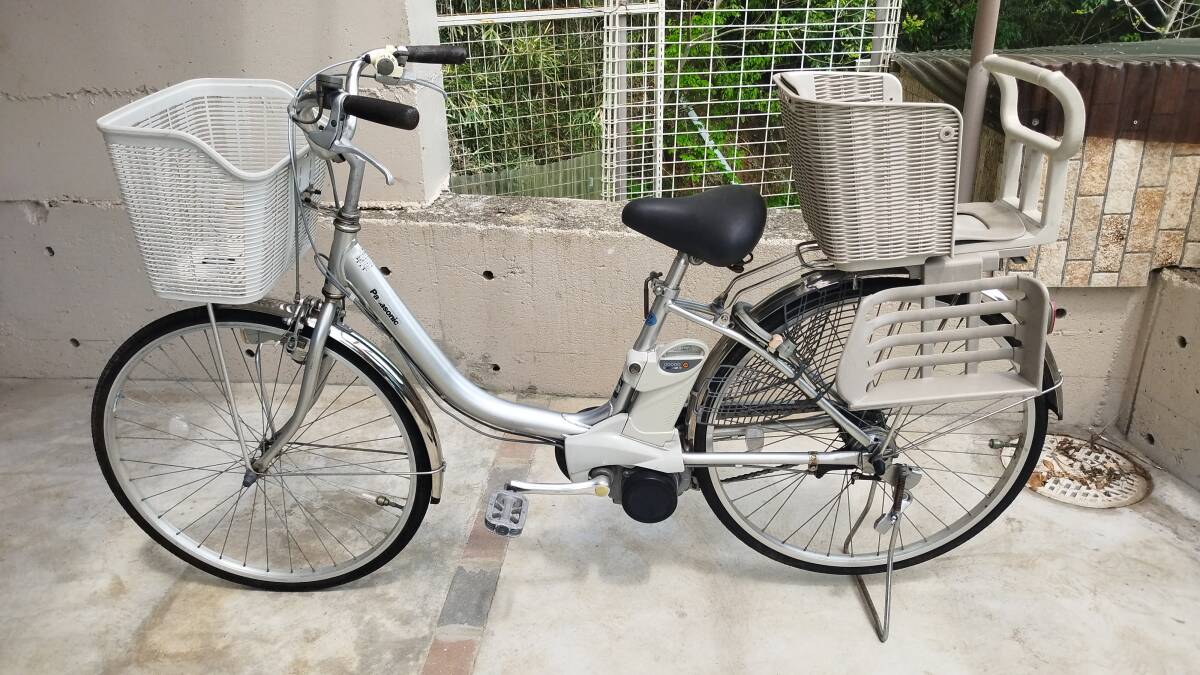 [ used ] Panasonic electromotive bicycle household goods takkyubin (home delivery service) 