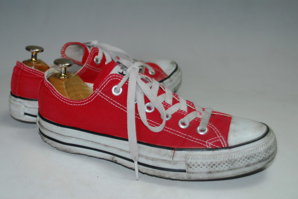 *DSC6375*... complete selling out! Converse *CONVERSE/ red /25./ low * Street strongest sneakers! presence eminent! attention. 1 pair!