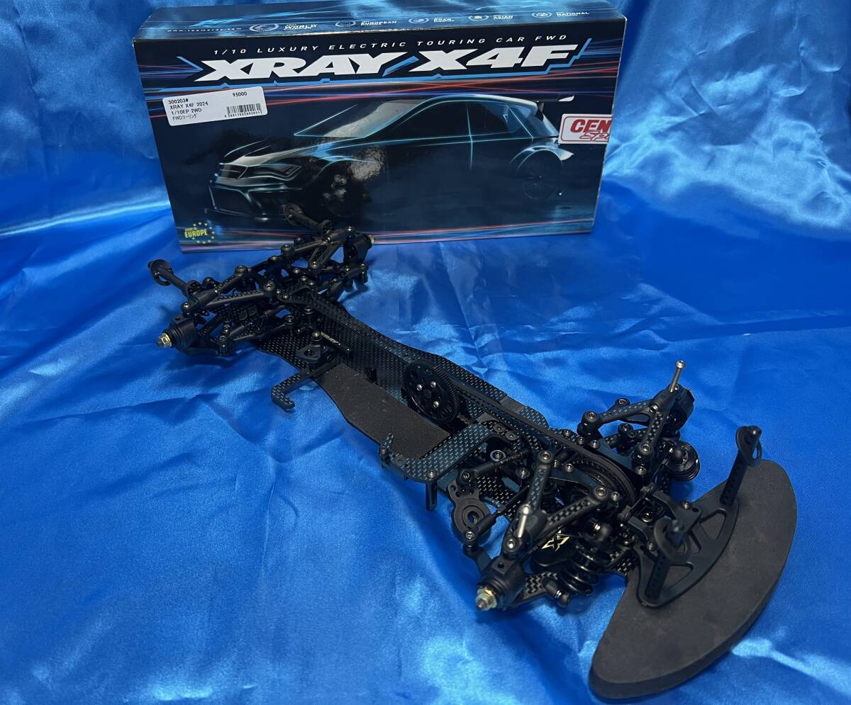 XRAY　1/10　最新ハイエンドFWDツーリングカー　X4F 2024　美品_画像8