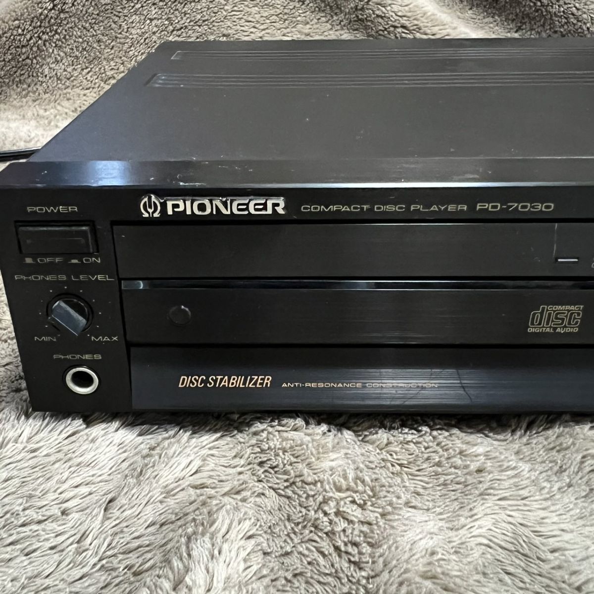 Pioneer パイオニア CDプレーヤー CDデッキ PD-7030 通電確認済み ジャンク 箱付きの画像2
