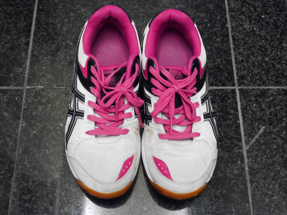 ◆中古◆asics アシックス リブレ CS バレーボールシューズ 23.5cm ホワイト/白×ピンク TVR150 部活◆a16 #41の画像1