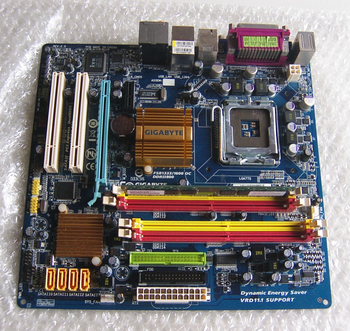 GIGABYTE 台湾 マザーボード micro-ATX ギガバイト LGA775 バックパネル BIOS起動確認済み IOパネル USED GA-EG31MF-S2 メモリの画像2
