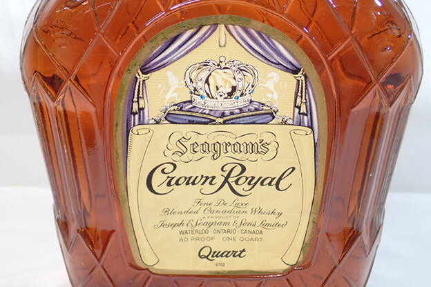 4082[M]◆未開栓古酒◆CROWN ROYAL/クラウン ローヤル/カナディアン/ウイスキー/1965/1978/1979/1L/750ml/40%/箱 巾着袋付き含む 3本_画像6