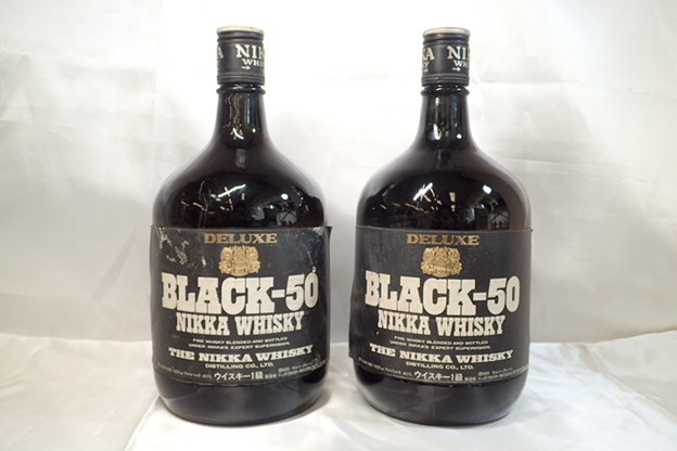 4241[M]◆未開栓古酒◆BLACK-50/ブラック/NIKKA WHISKY/ニッカ/ウイスキー/DELUXE/デラックス/1級/1920ml/40%/まとめて 2本セット♪の画像1