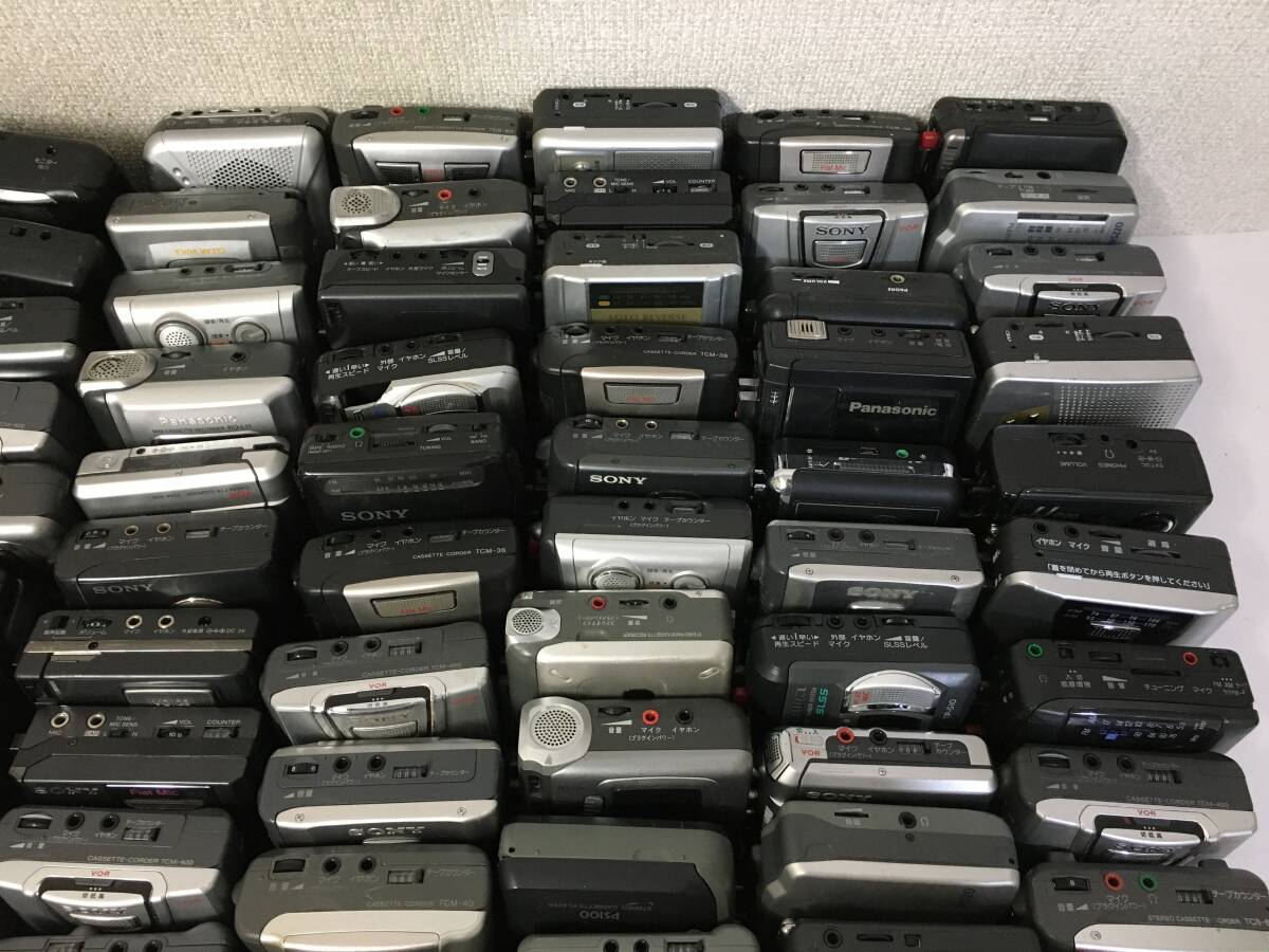 ★☆C504 ポータブルカセットプレーヤー カセットウォークマン 100台 まとめ売り SONY WALKMAN WM-R2 TOSHIBA KT-AS1 SANYO AIWA Panasonic