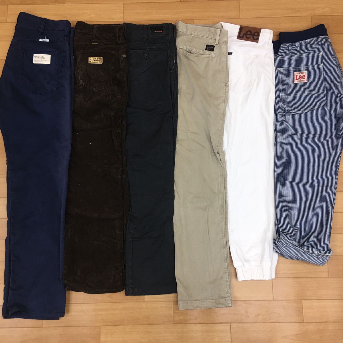 □4-64 メンズ カラー デニム パンツ まとめ売り 31点 セット デニム チノパン ズボン Levi's リーバイス EDWIN エドウィン Wrangler 他の画像6