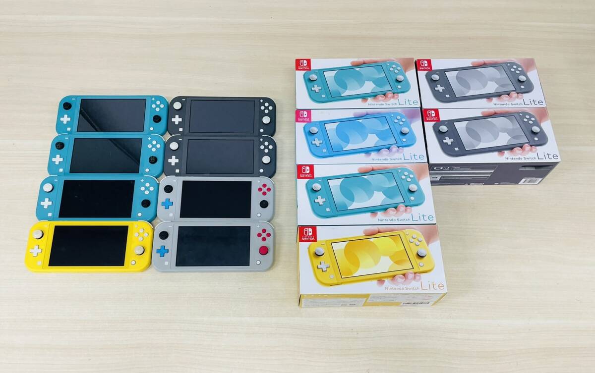 Nintendo Switch Lite ニンテンドー スイッチライト 箱付き 8台 まとめ売り ザシアン ザマゼンタ D-18の画像1