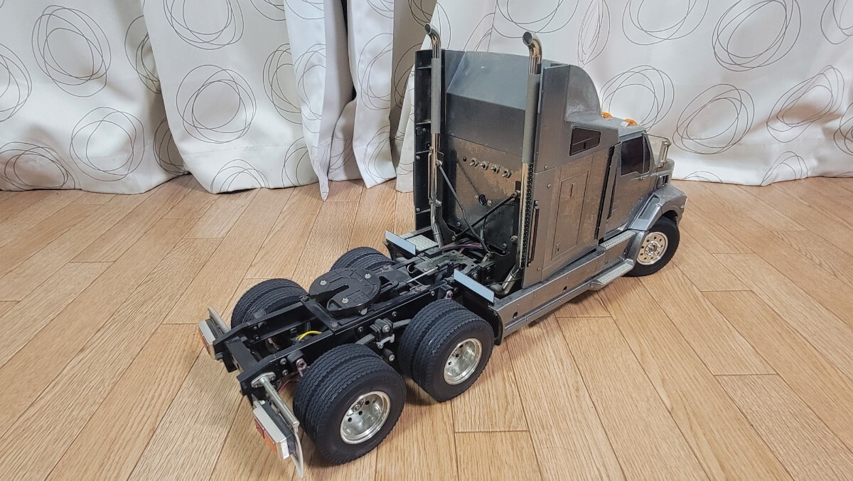 中古 タミヤ 1/14 電動RC ビッグトラックシリーズ NO.9 FORD AEROMAX フォード エアロマックス 動作未確認 ジャンクの画像3