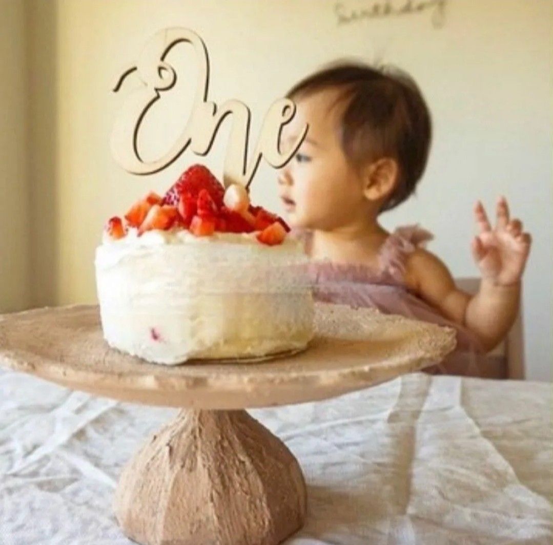 ケーキトッパー 1ヶ月 1歳 1周年 誕生日 ファーストバースデーOne