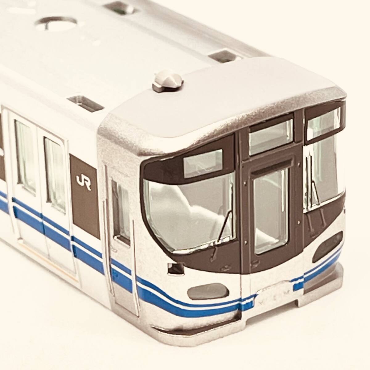TOMIX クハ520(3次車) ボディ+ガラス 1両分入り 98131/98132 JR 521系近郊電車(3次車)セットからのバラシの画像1
