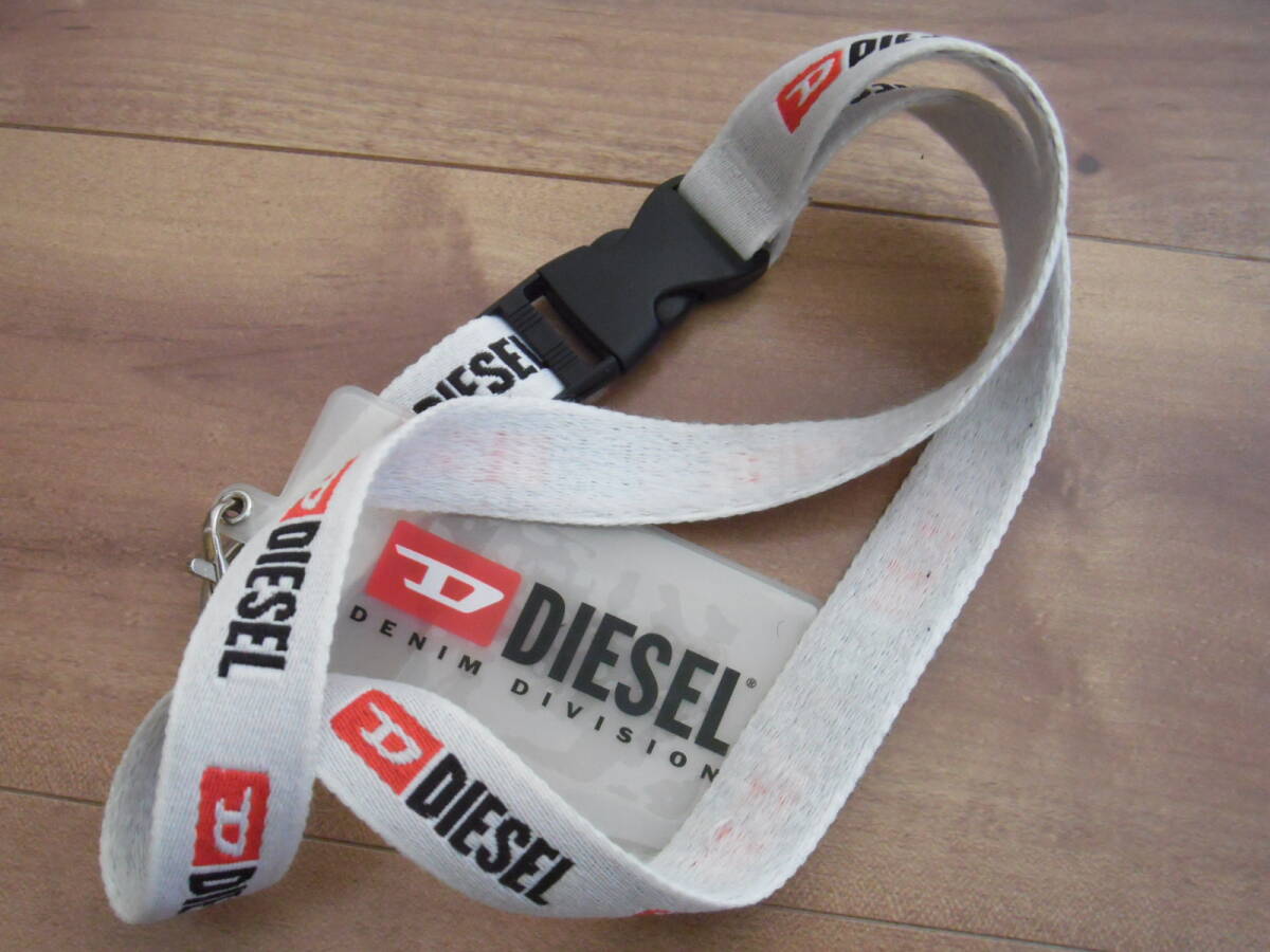 DIESEL　ネックストラップ　白　ホワイト　ディーゼル_画像3