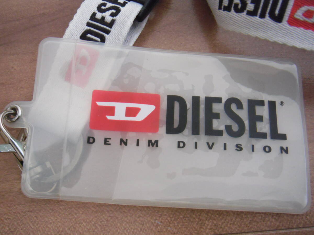 DIESEL　ネックストラップ　白　ホワイト　ディーゼル_画像2