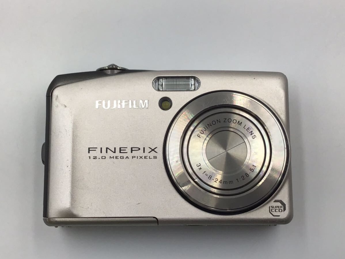 38847 【動作品】 FUJIFILM 富士フイルム FinePix F60fd コンパクトデジタルカメラ 純正バッテリー付属 の画像1
