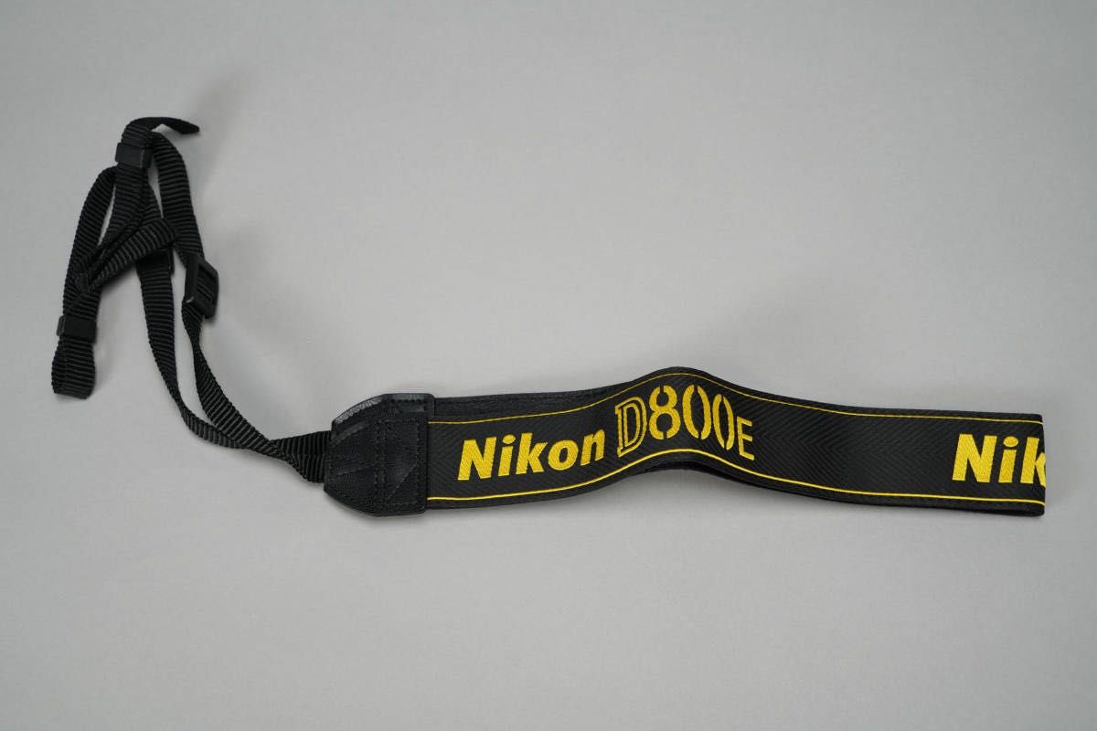 NIKON ニコン　D800E カメラ　ストラップ　刺繍ロゴ　未使用