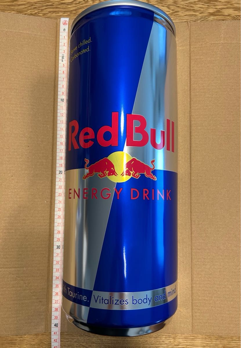 Red Bull！ 非売品！新品『壁掛けエナジードリンク缶型オブジェ』！