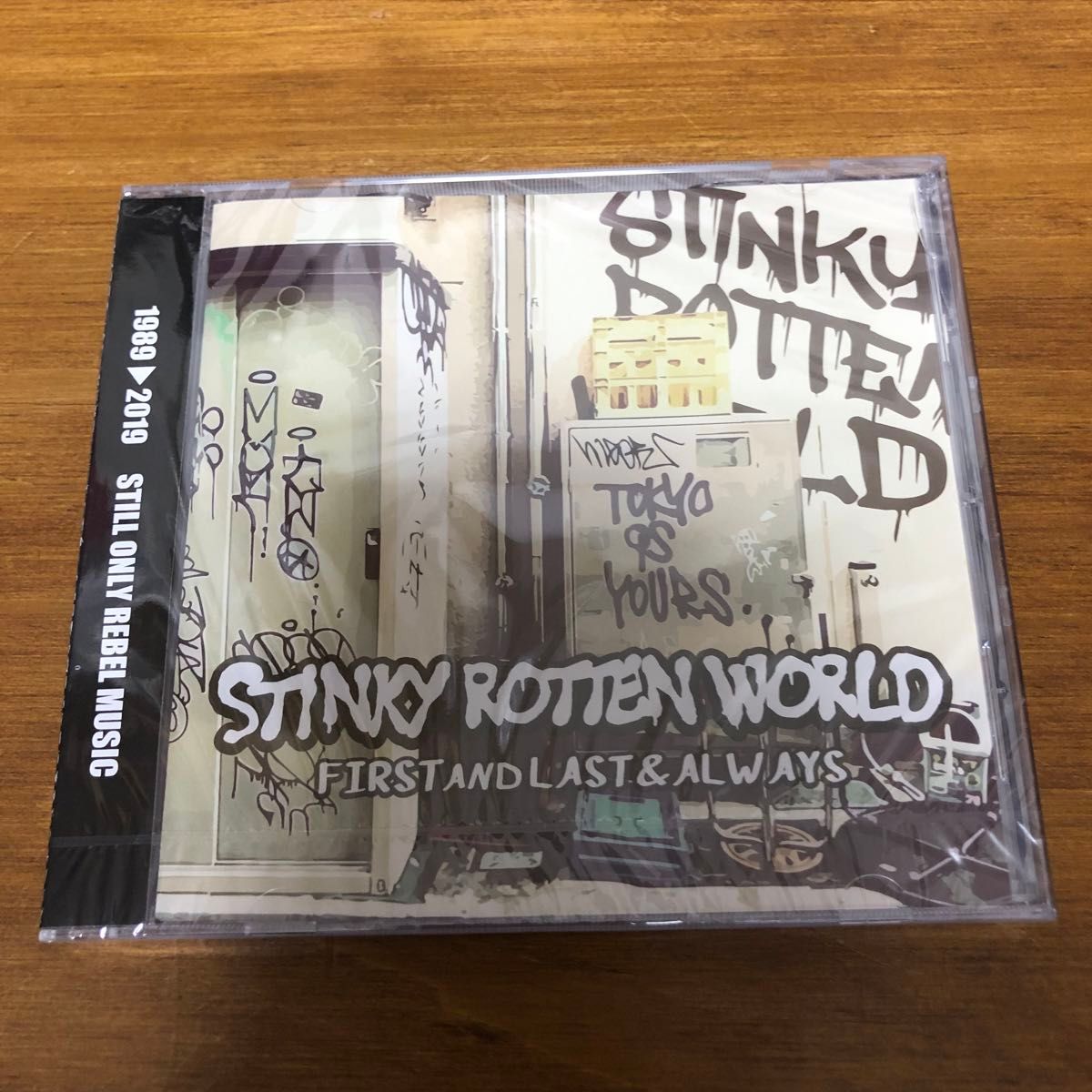 CD STINKYROTTENWORLD 1989-2019