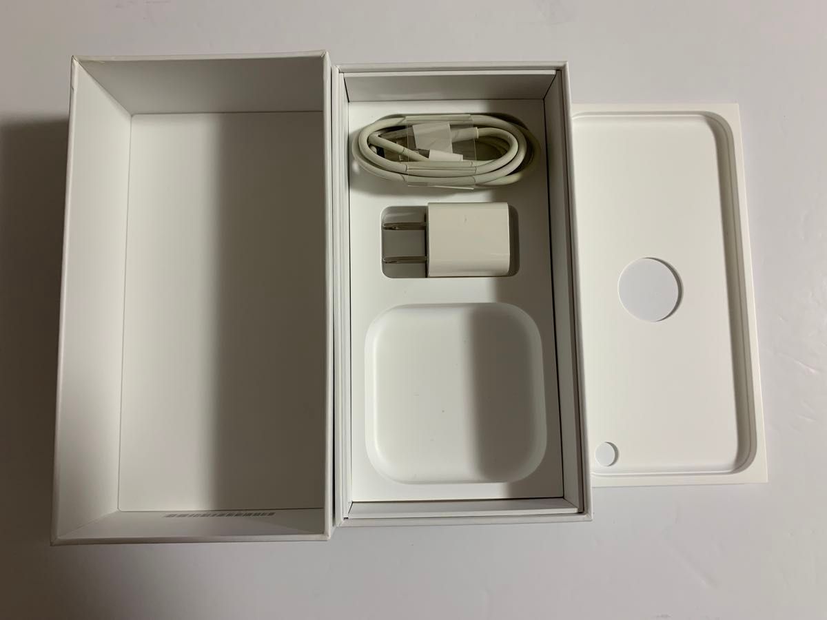 中古スマートフォン Apple iPhone6s 64GB ローズゴールド　動作品　 初期化済　SIMロック解除済み