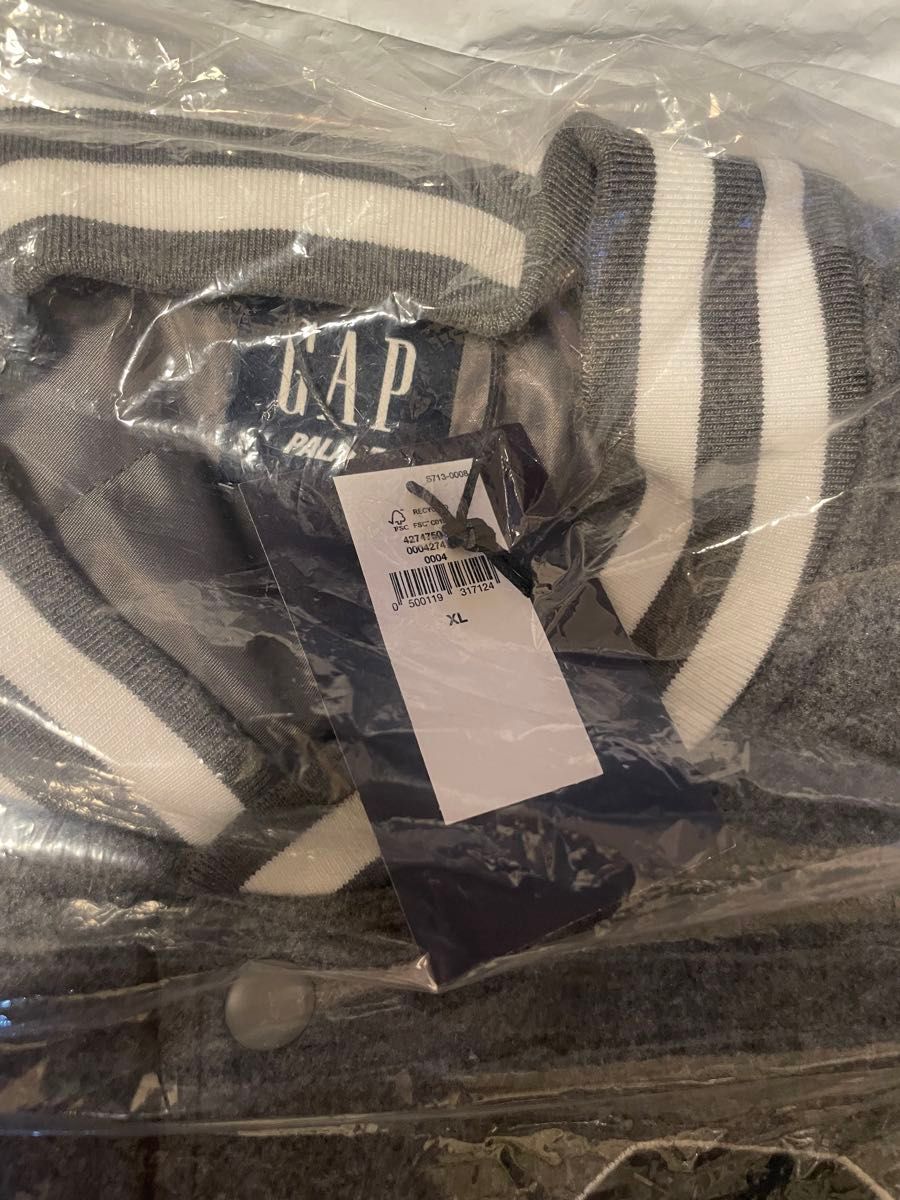 PALACE x Gap Varsity Jacket PALACE x Gap Varsity Jacket