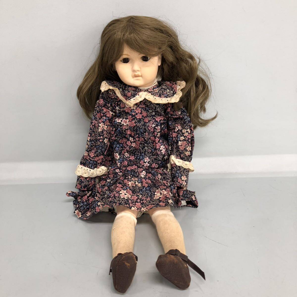 H■ Collector’s Doll コレクターズドール CD-3 女の子 人形 ドール 全長48cm 西洋人形 関節可動 樹脂製 日本製 ビスクドール 外箱付き の画像2