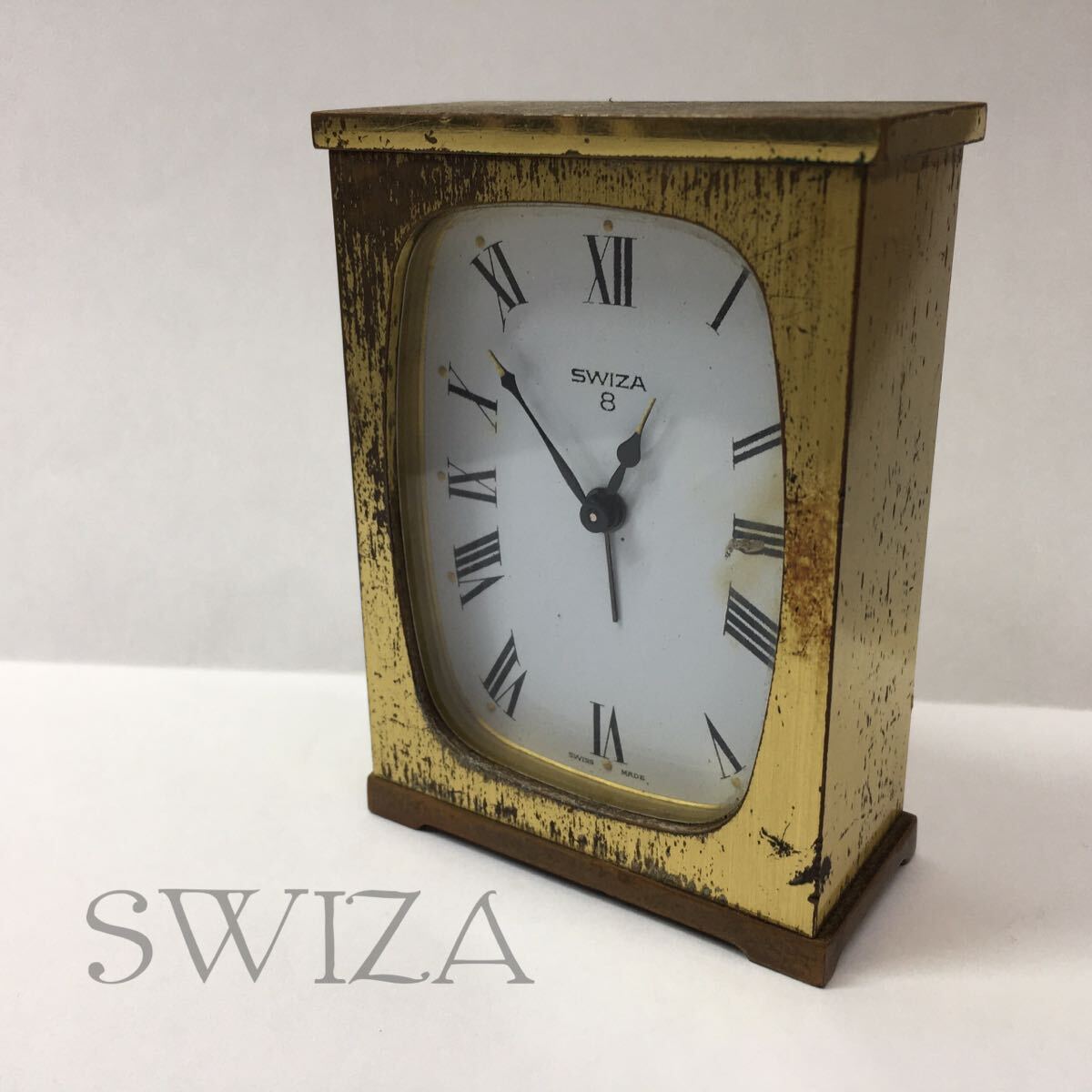 SU■ジャンク■ SWIZA 8 スウィザ 置き時計 ゴールドカラー ゼンマイ式 スイス製 置時計 時計 クォーツ アンティーク コレクションの画像1