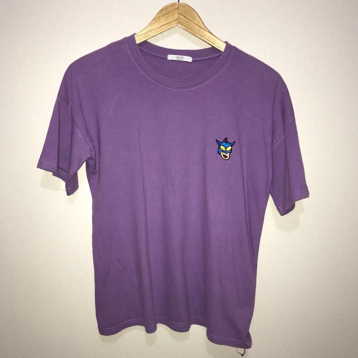 ⑤③   アクション仮面　半袖Tシャツ　パープル　紫　