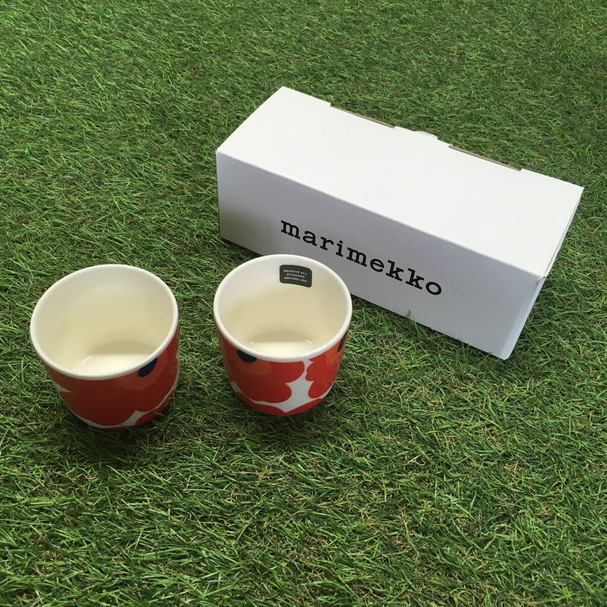 GX897 MARIMEKKO マリメッコ UNIKKO ウニッコ 067849-001 ラテマグカップ 2個セット食器 ホワイト.レッド 未使用 保管品 コップ_画像1