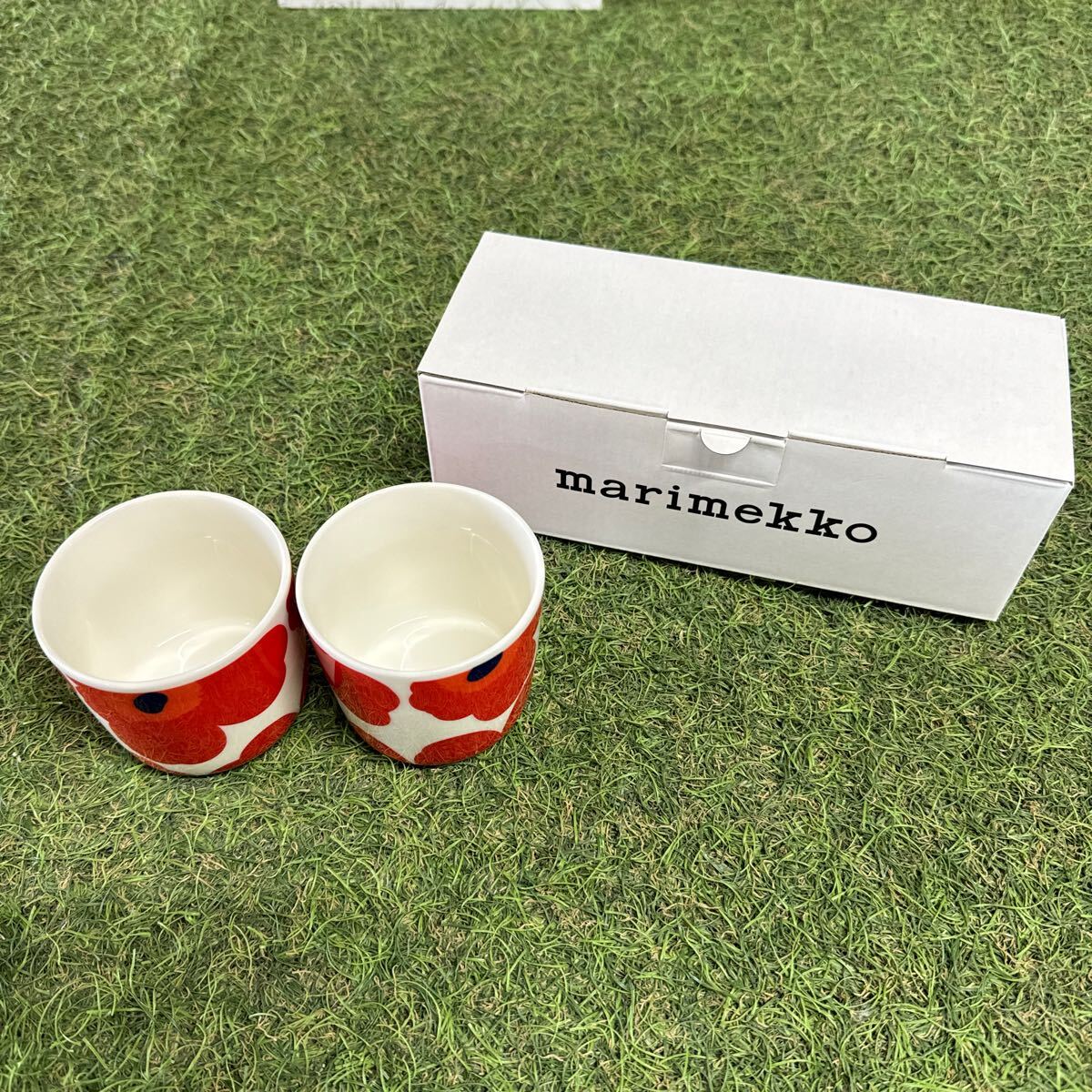 GX1725 MARIMEKKO マリメッコ UNIKKO ウニッコ 067849-001 ラテマグカップ 2個セット食器 ホワイト.レッド 未使用 保管品 コップ_画像1