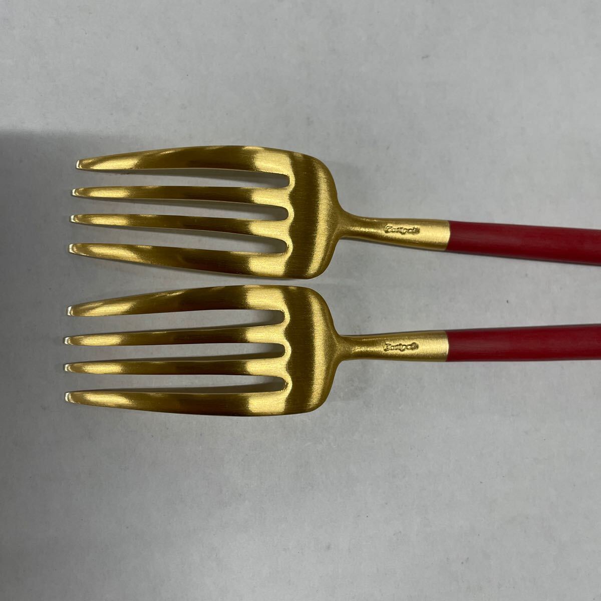 GX5116 Cutipol クチポール カトラリーセット ゴア レッド ゴールド スプーン フォーク ナイフ 6点まとめ 未使用 保管品 食器の画像4