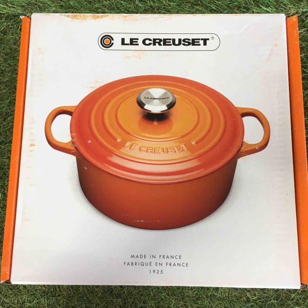 GX2245 LE CREUSET ル・クルーゼ 両手鍋 ココット ロンド 21177-24cm ホーロー鍋 料理 調理器具 メレンゲ 箱汚れ有り 未使用 保管品 鍋の画像4