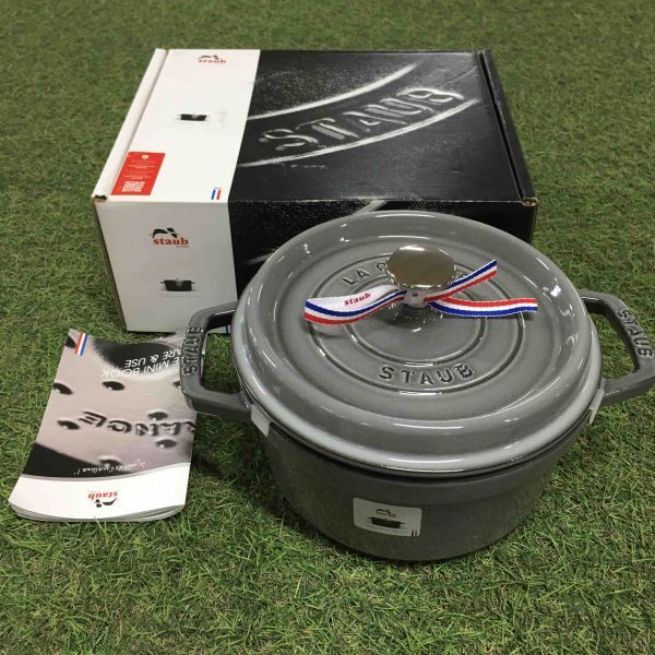 GX2027 staub ストウブ COCOTTE RONDE 1102018 20CM-2.2L グラファイトグレイ 鋳物 ホーロー 調理器具 箱傷汚れ有り 未使用 保管品 鍋の画像1