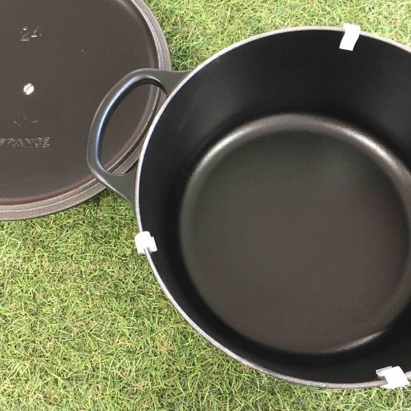 GX2231 LE CREUSET ル・クルーゼ 両手鍋 ココット ロンド 21177-24cm ホーロー鍋 料理 調理器具 ブラック 箱汚れ有り 未使用 保管品 鍋の画像2