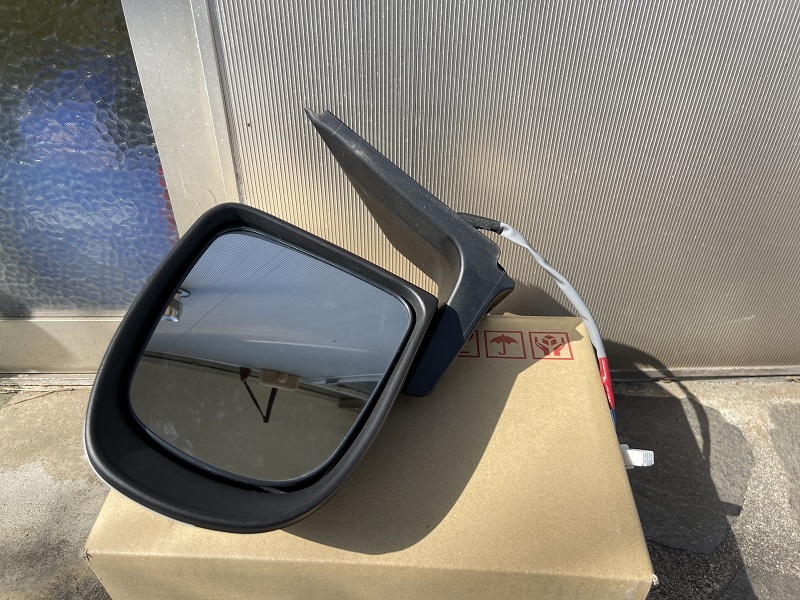  Mira e:S LA350S left door mirror side mirror 87940-B2N21