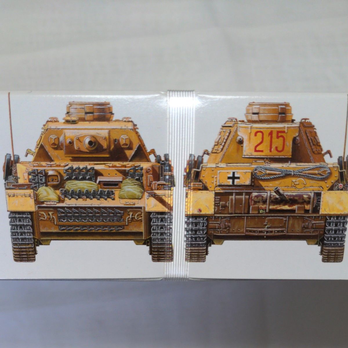 タミヤ1／35 ドイツⅣ号戦車G型初期生産車（未開封品・箱破れあり)