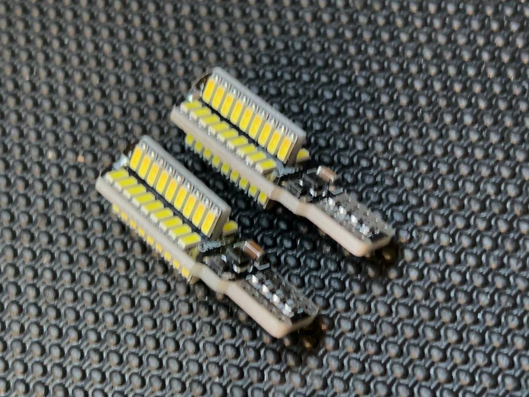 T16 T10 LED ホワイト爆光72SMD 6000Kナンバー灯 2個セット_画像1