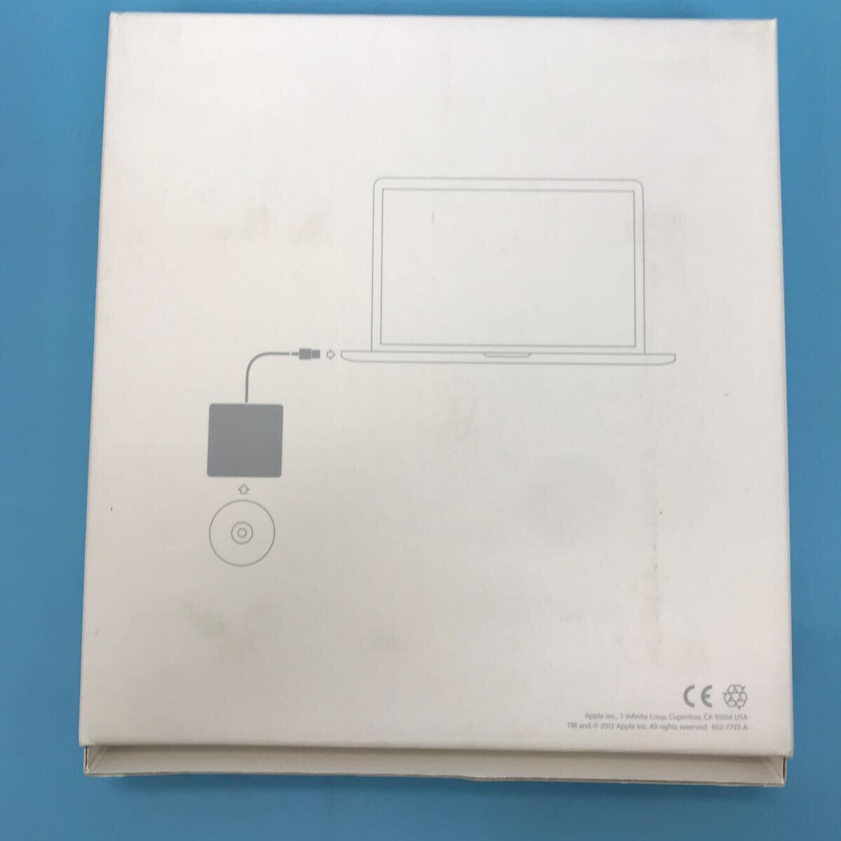 サ) [動作確認済み] Apple アップル USB Super Drive ドライブプレイヤー mac book A1379 管理M_画像2