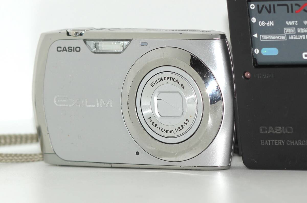 ★美品★ CASIO カシオ EXILIM EX-Z370 コンパクトデジタル カメラ バッテリー付属_画像1
