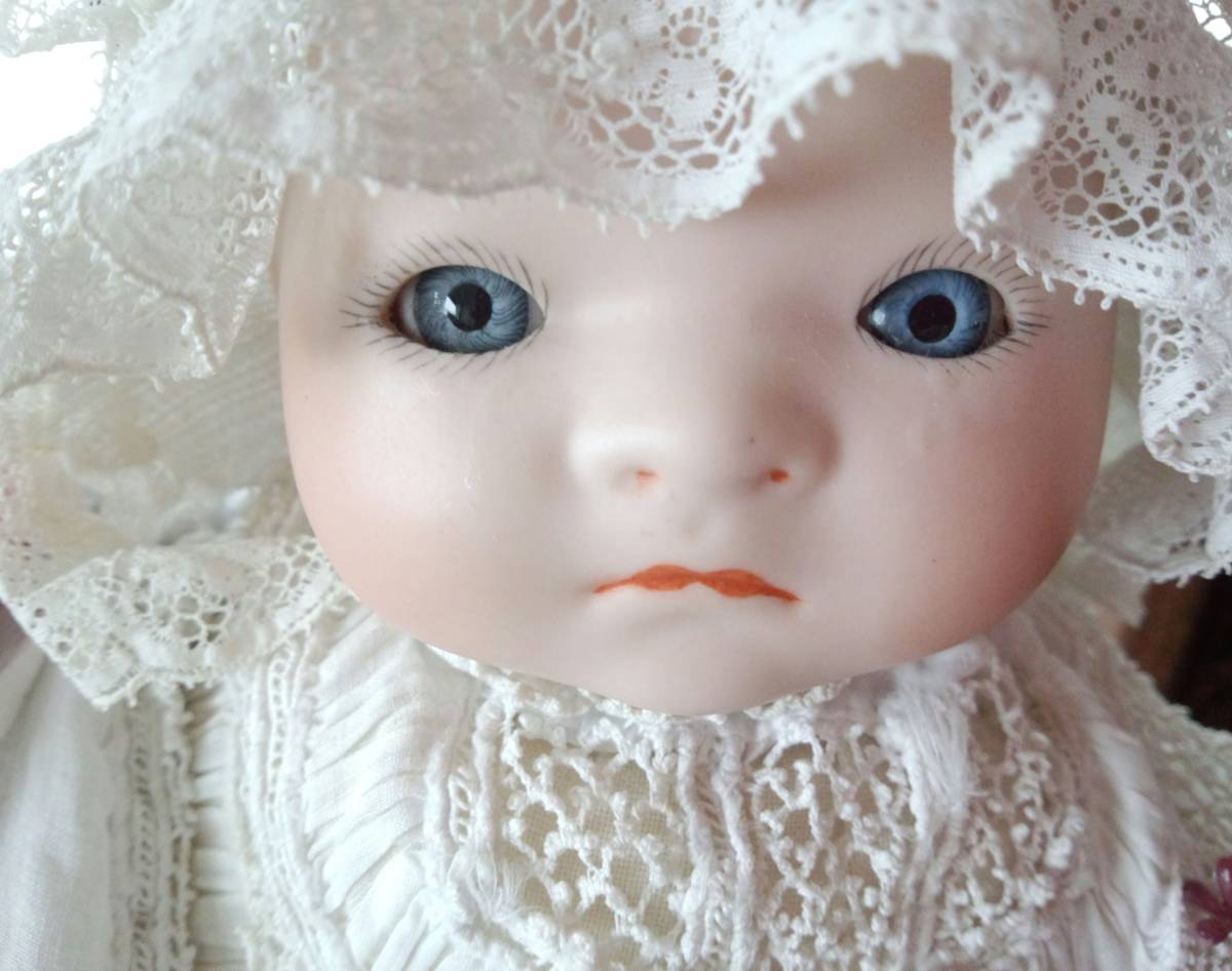 即決【ビスクドール】陶器『可愛い赤ちゃん』アンティーク ベビー ドレス ドール Baby Doll お座り人形 青い目 _画像2