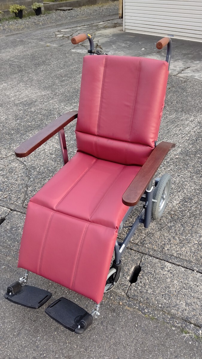 介助型 スチール製 フルリクライニング車椅子　[メーカー]日進医療器[型番]NHR-12 _画像1