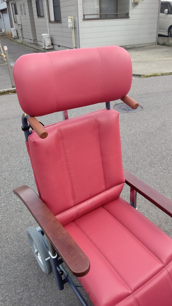 介助型 スチール製 フルリクライニング車椅子　[メーカー]日進医療器[型番]NHR-12 _画像2