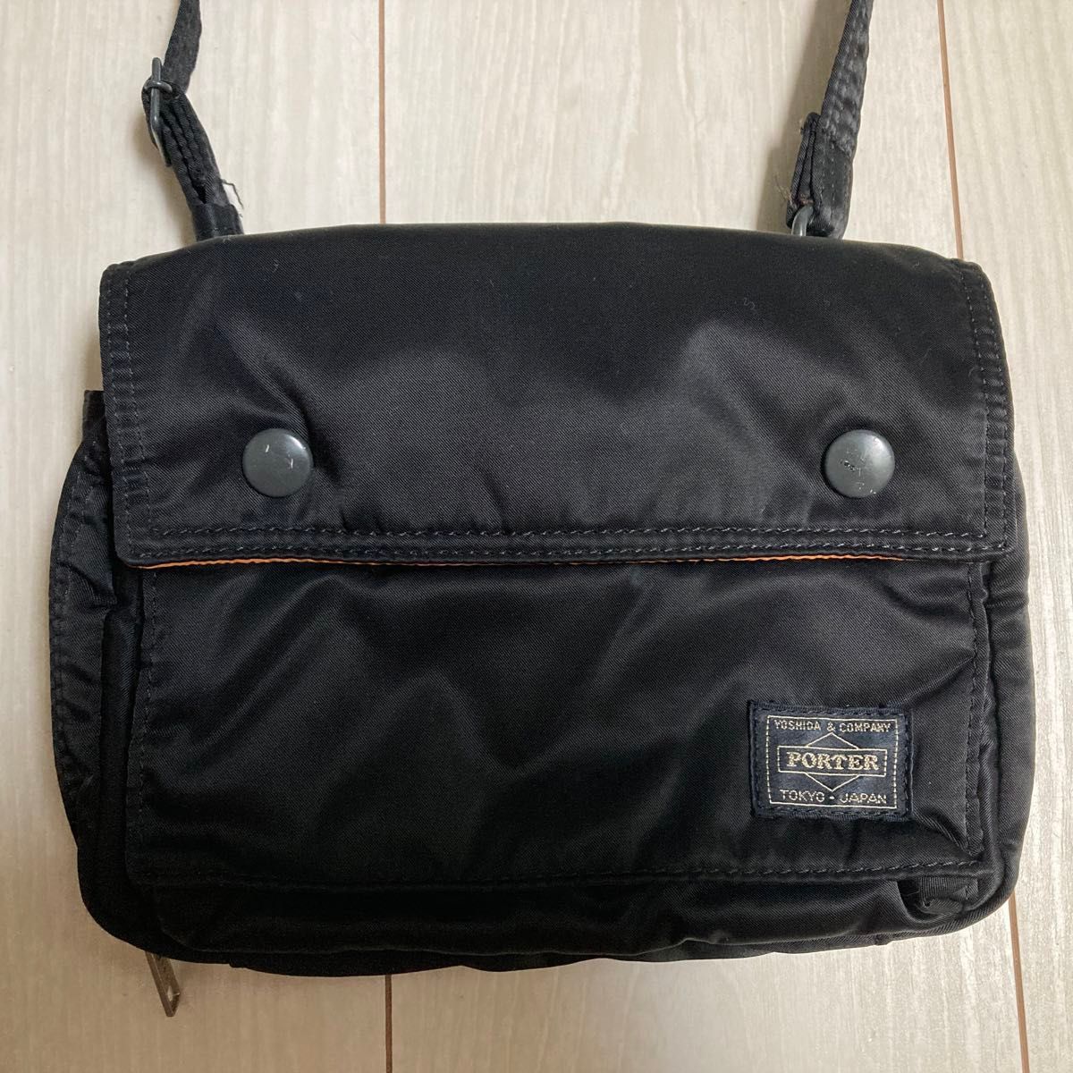 ポーター タンカー ブラック ショルダーバッグ PORTER 吉田 ポーター タンカー ブラック ショルダーバッグ PORTER 吉田