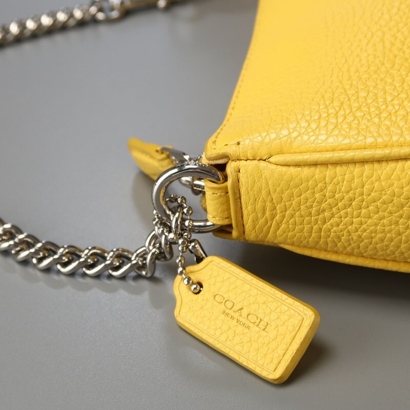 MG2011*COACH コーチ*ノリータ リストレット*53077*レザーミニバッグ*アクセサリーポーチ*チェーンバッグ*鞄*イエロー_画像6