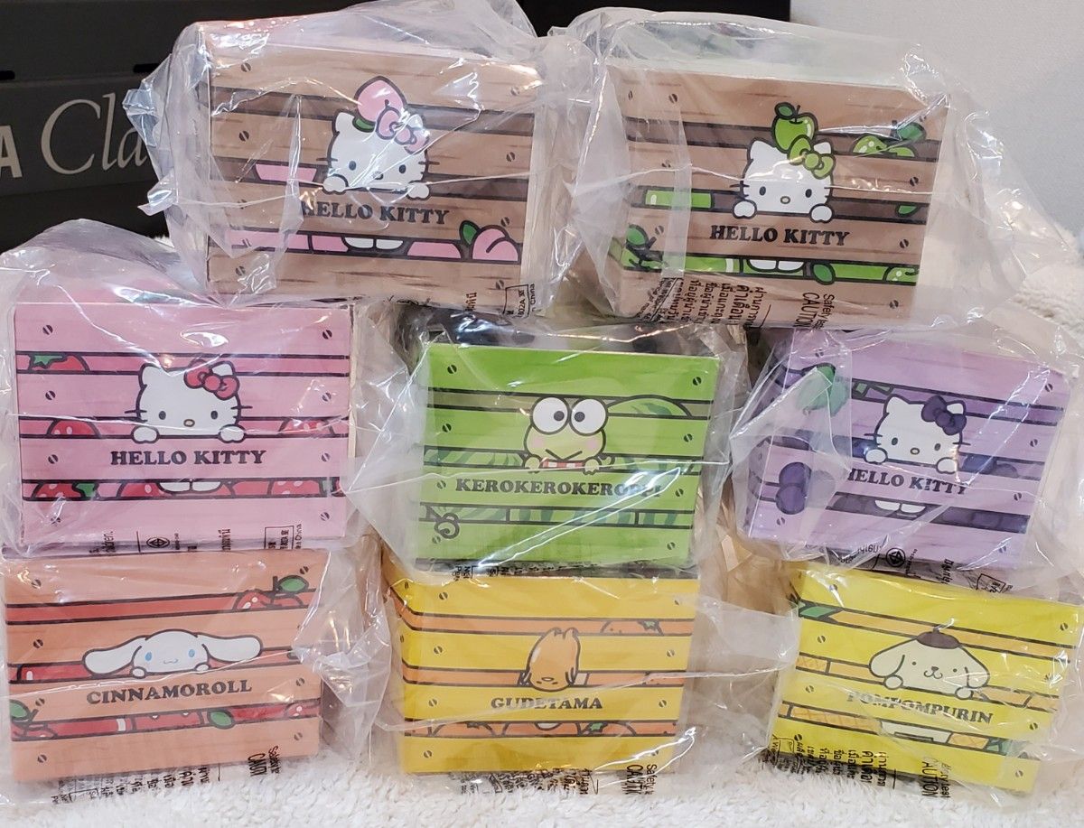 タイ限定品 サンリオ ハローキティ フルーツ ぬいぐるみ 全8種 タイ限定品 サンリオ ハローキティ フルーツ ぬいぐるみ 全8種
