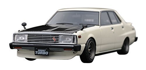 イグニッションモデル 1/43 ニッサン スカイライン 2000 GT-EL (C211) ホワ