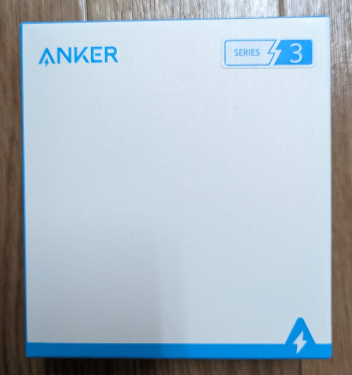 【新品未使用】Anker PowerPort 4 (40W 4ポート USB急速充電器) ホワイト（その２）_画像2