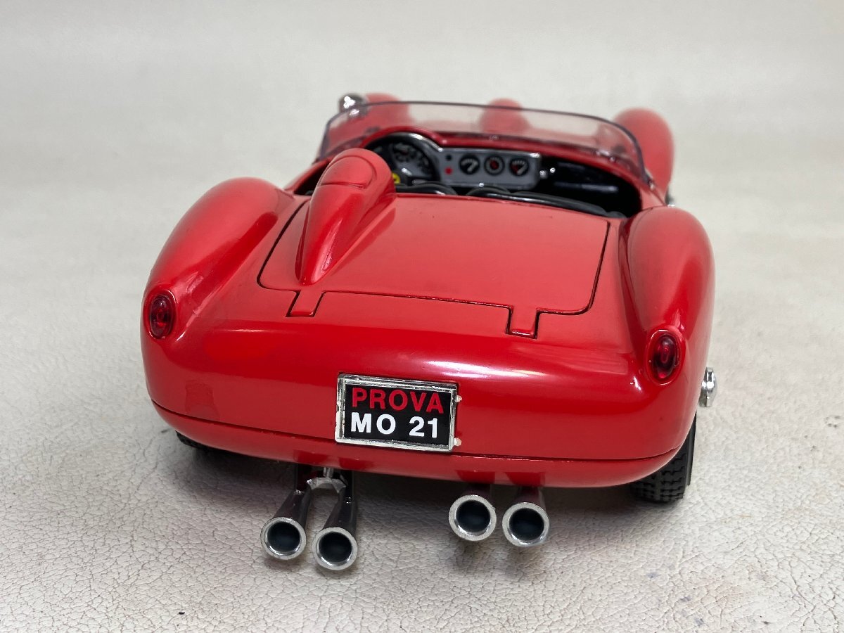 burago BBurago 1/18 Ferrari 250 Testarossa 1957 aprn-m