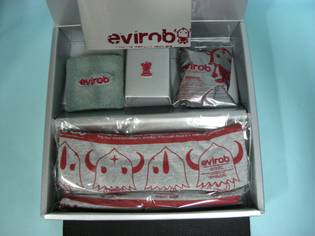 ★KUBRICK キューブリック evirob(KIT) イヴィロブ(キット) DEVILROBOTS デビルロボッツ Ｔシャツ(Ｍサイズ) 内袋未開封品_画像6